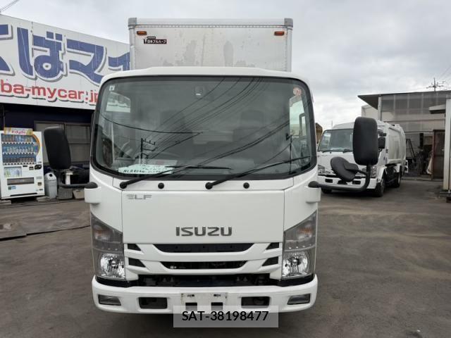 Isuzu ELF TRUCK 2018-08 8883562-1