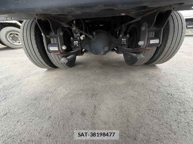 Isuzu ELF TRUCK 2018-08 8883562-20