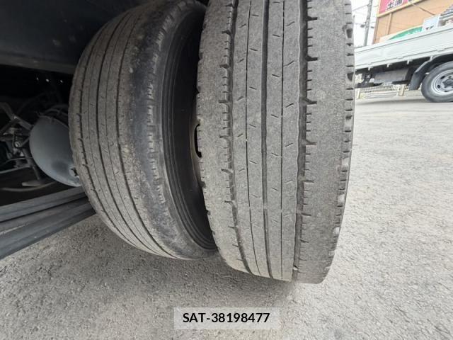 Isuzu ELF TRUCK 2018-08 8883562-23