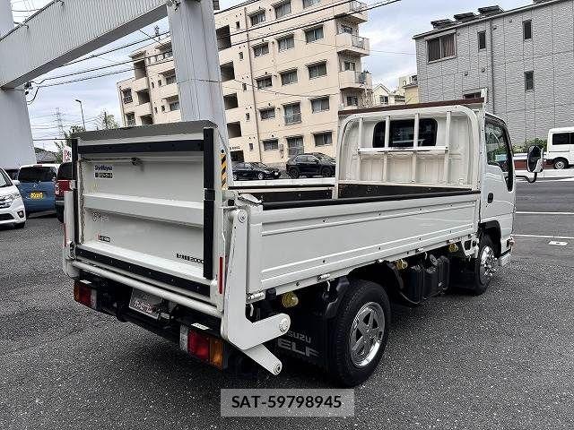 Isuzu ELF TRUCK 2015-08 7902566-24
