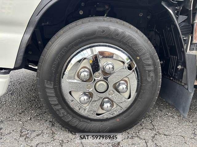 Isuzu ELF TRUCK 2015-08 7902566-27