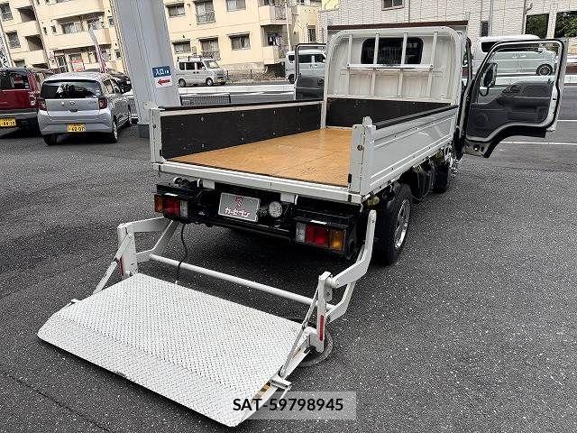 Isuzu ELF TRUCK 2015-08 7902566-29