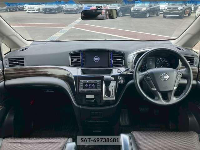 Nissan ELGRAND 2018-09 1164830-1