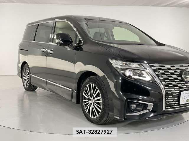 Nissan ELGRAND 2021-07 1197304-4