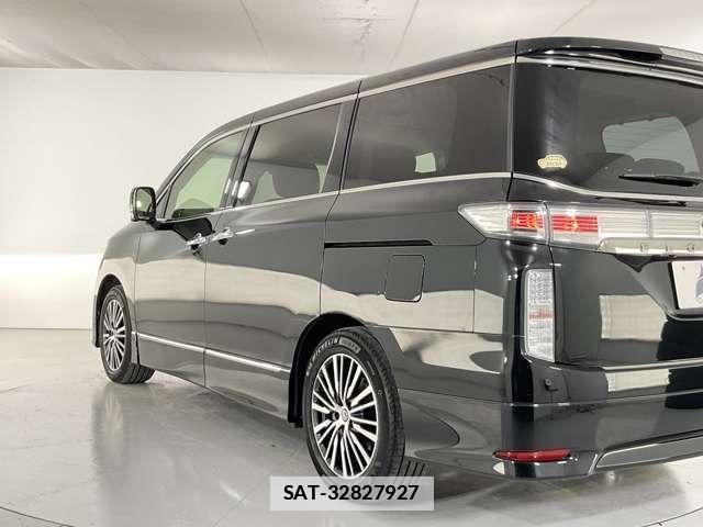 Nissan ELGRAND 2021-07 1197304-6