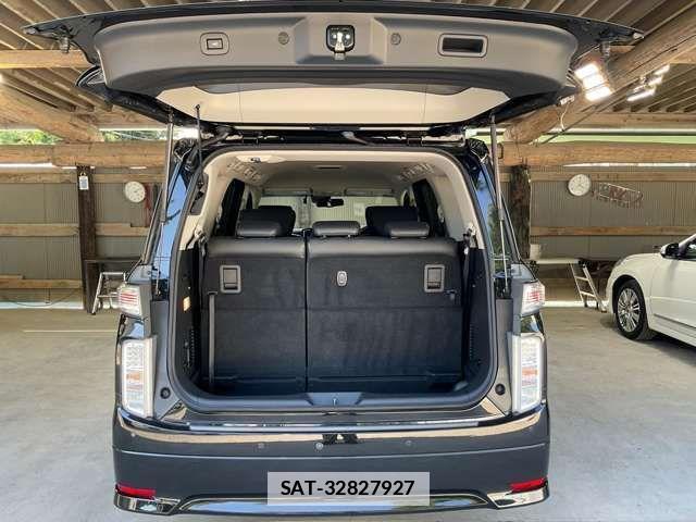 Nissan ELGRAND 2021-07 1197304-12