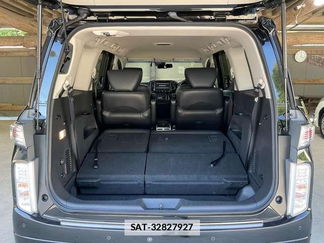 Nissan ELGRAND 2021-07 1197304-14
