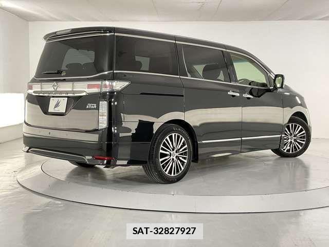 Nissan ELGRAND 2021-07 1197304-1