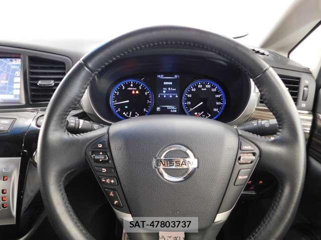 Nissan ELGRAND 2018-03 1235904-14