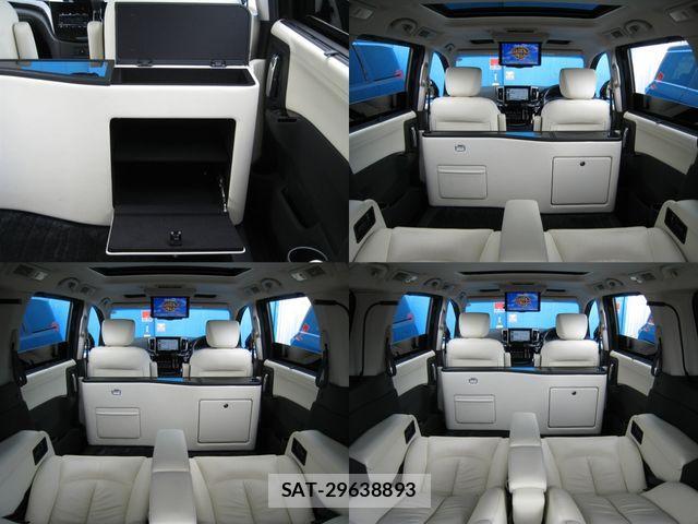 Nissan ELGRAND 2023-08 1256622-21