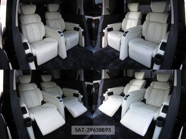 Nissan ELGRAND 2023-08 1256622-25