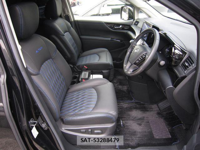 Nissan ELGRAND 2021-02 1271831-22