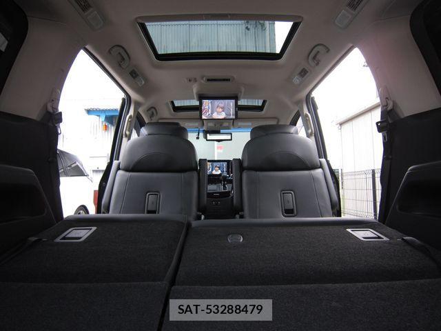 Nissan ELGRAND 2021-02 1271831-8