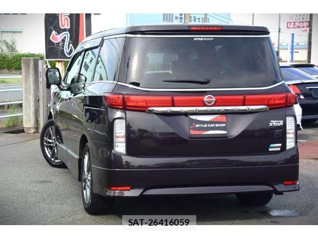 Nissan ELGRAND 2013-09 1299228-10