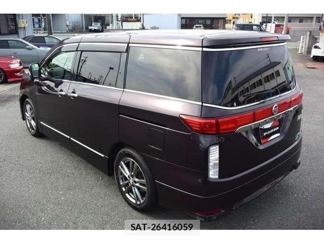 Nissan ELGRAND 2013-09 1299228-14