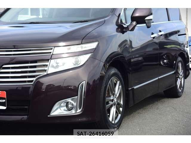 Nissan ELGRAND 2013-09 1299228-17