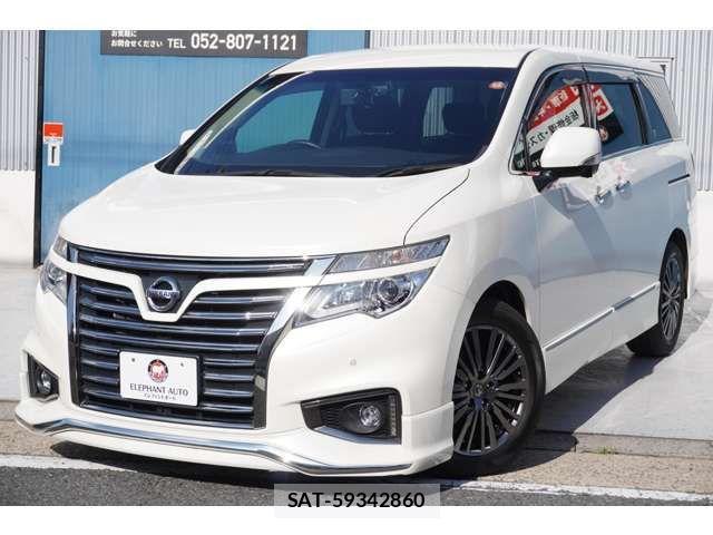 Nissan ELGRAND 2018-02 1301582-14