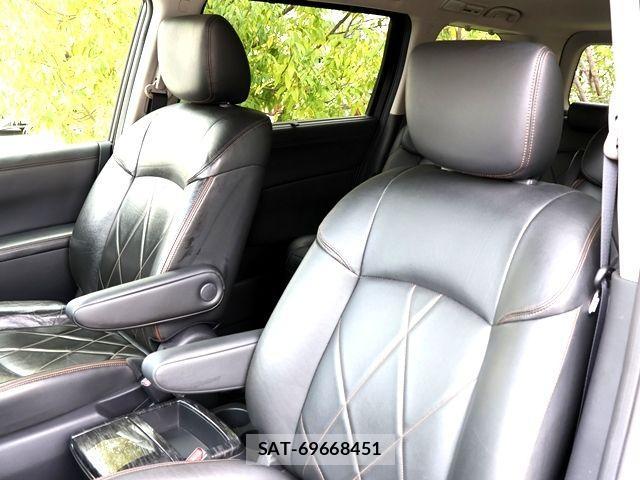 Nissan ELGRAND 2016-03 1354021-25