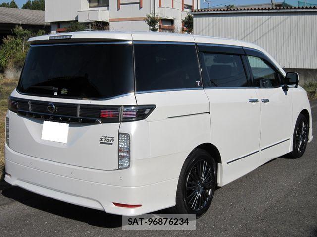 Nissan ELGRAND 2021-07 1380569-1
