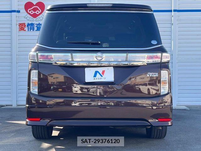 Nissan ELGRAND 2014-03 1445454-17