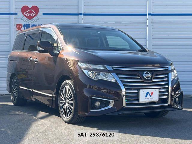 Nissan ELGRAND 2014-03 1445454-18