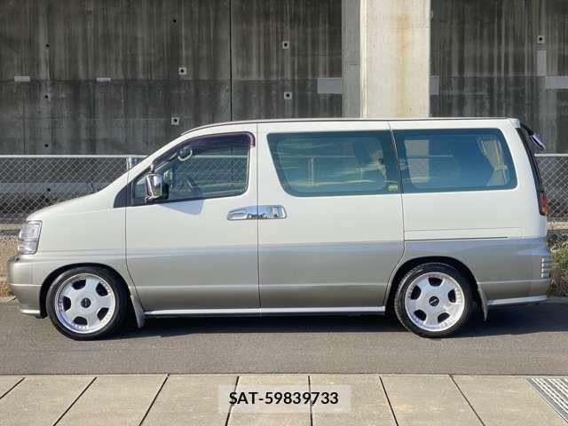 Nissan ELGRAND 1999-11 1489045-11