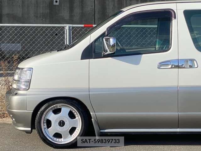 Nissan ELGRAND 1999-11 1489045-13