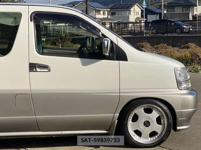 Nissan ELGRAND 1999-11 1489045-14