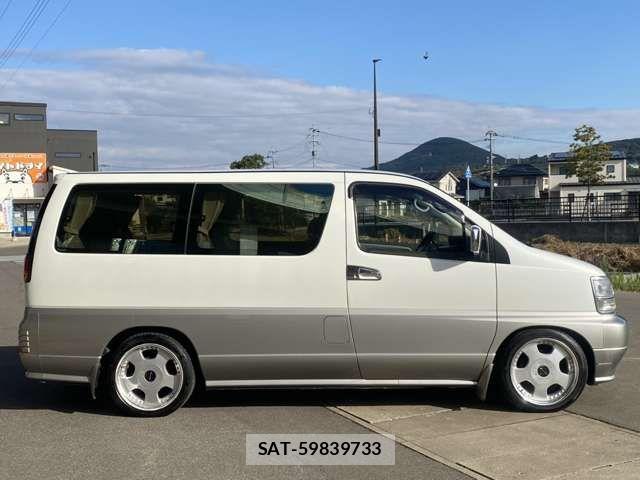 Nissan ELGRAND 1999-11 1489045-15
