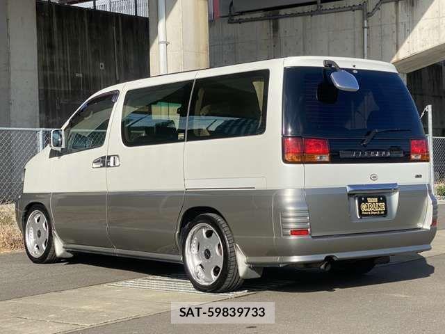 Nissan ELGRAND 1999-11 1489045-17