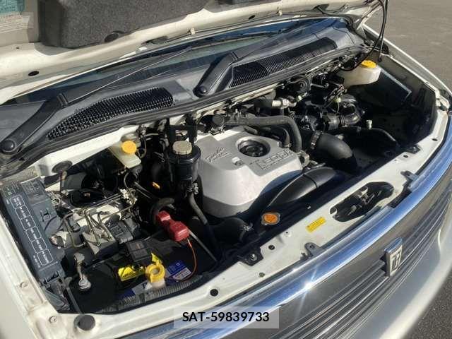Nissan ELGRAND 1999-11 1489045-7