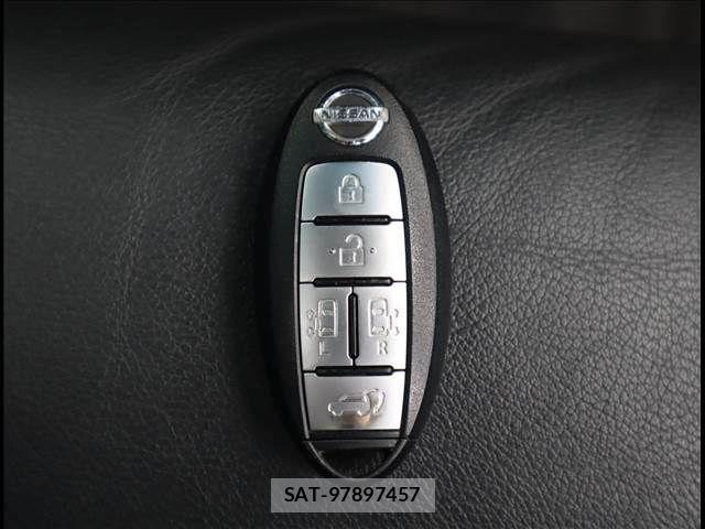 Nissan ELGRAND 2018-06 1585361-14