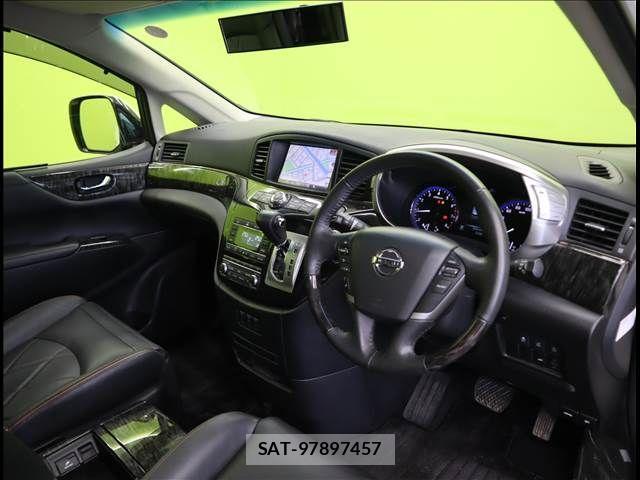 Nissan ELGRAND 2018-06 1585361-18