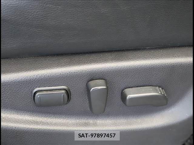 Nissan ELGRAND 2018-06 1585361-20