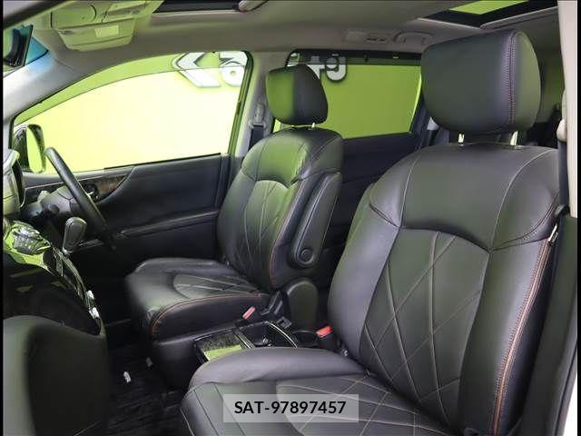 Nissan ELGRAND 2018-06 1585361-29