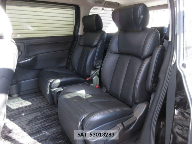 Nissan ELGRAND 2019-02 1659641-11