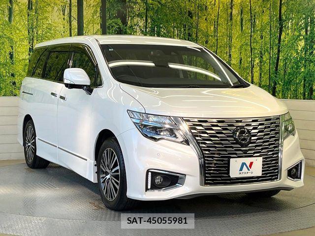 Nissan ELGRAND 2020-10 1717183-13