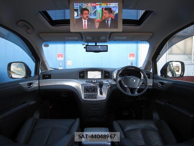 Nissan ELGRAND 2018-05 1824243-12