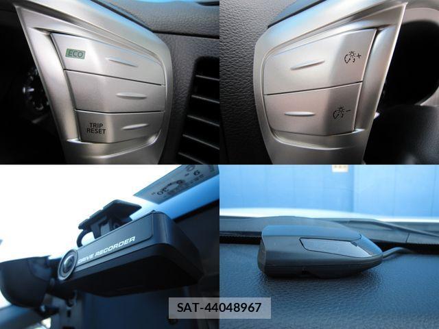 Nissan ELGRAND 2018-05 1824243-20