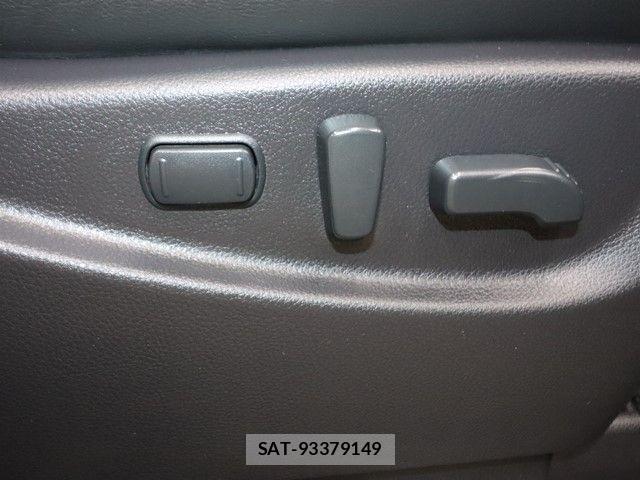 Nissan ELGRAND 2013-01 2008613-5