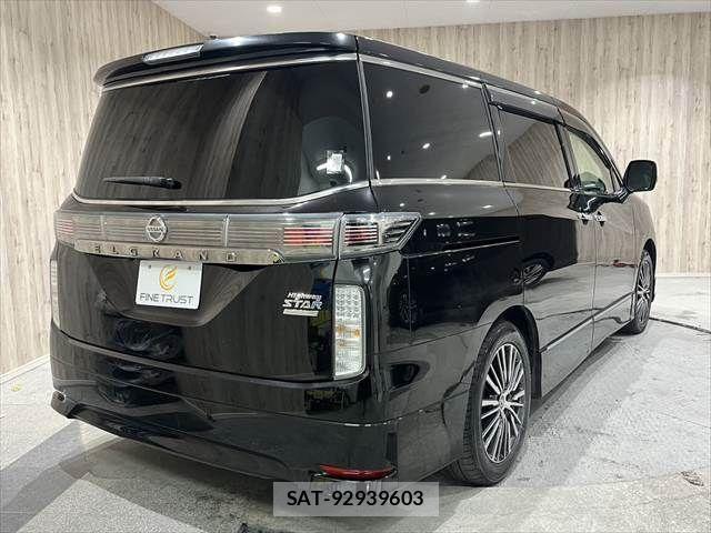 Nissan ELGRAND 2015-07 2486016-19