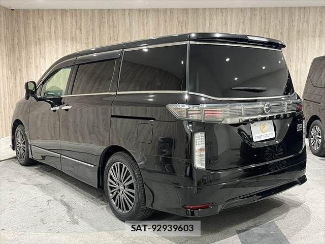 Nissan ELGRAND 2015-07 2486016-21