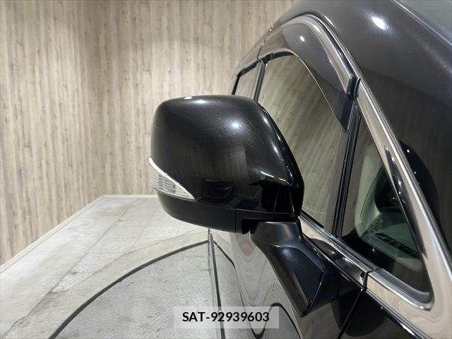 Nissan ELGRAND 2015-07 2486016-27