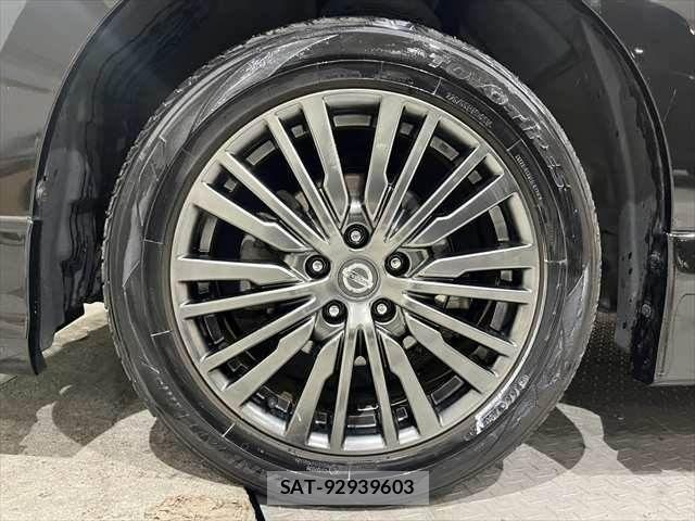Nissan ELGRAND 2015-07 2486016-29