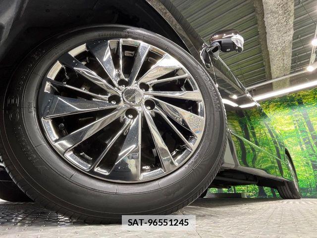 Nissan ELGRAND 2019-09 2664100-13