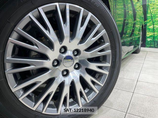 Nissan ELGRAND 2021-08 3714117-13