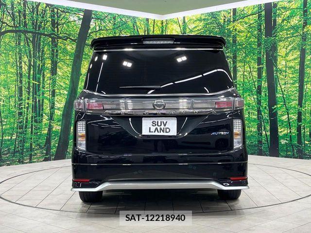 Nissan ELGRAND 2021-08 3714117-15