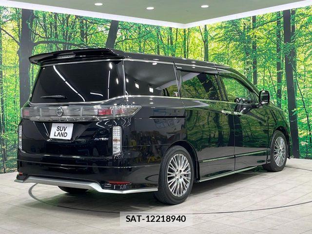 Nissan ELGRAND 2021-08 3714117-17