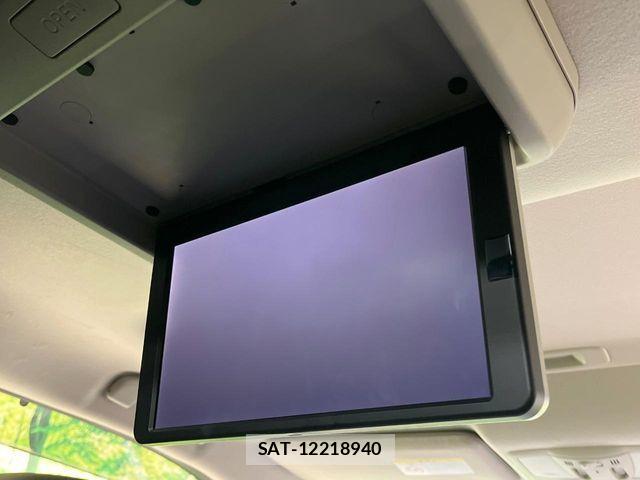 Nissan ELGRAND 2021-08 3714117-2