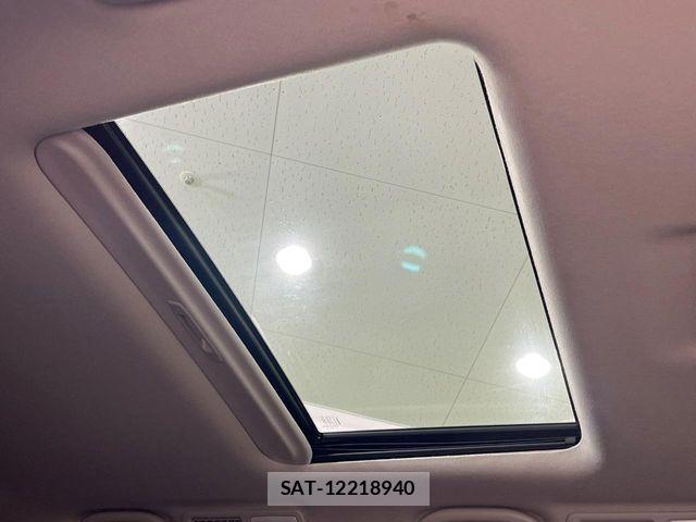 Nissan ELGRAND 2021-08 3714117-3